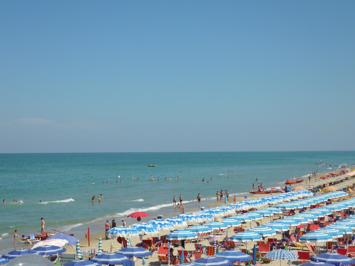 Zaffiro Luxury Silvi Vacanza Silvi Marina Dış mekan fotoğraf